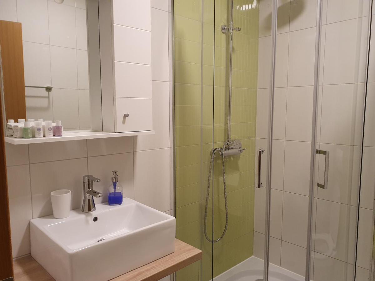 Apartmani Eterovic Baska Voda Exterior photo